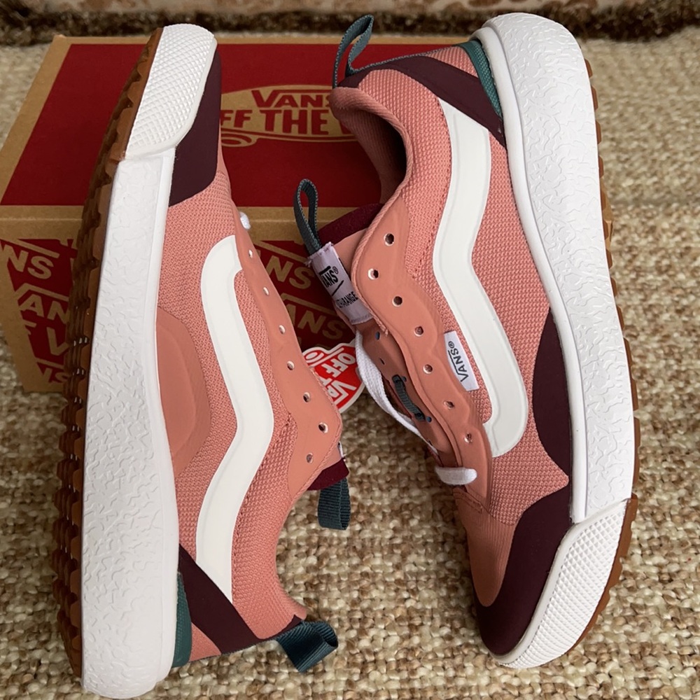 Vans Ultrarange Exo Pop Rose Down/True White WMNS - Picture 11 of 16